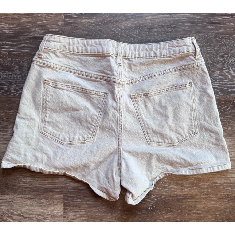 Universal Thread  Midi Denim Shorts Cream Off White High Rise Women 10/30R - Picture 7 of 9